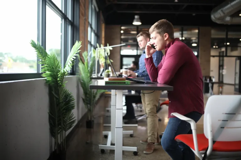 hot desk dedicated desk